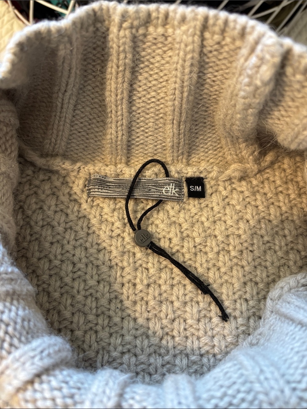 ELK Sweater Poncho Size Small Medium Wool Chunky Layered Minimalist Lagom Scandi - Picture 10 of 10